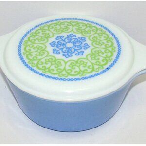 Pyrex Ocean Filigree 2 1/2 Quart (#475) Casserole w/lid Vintage